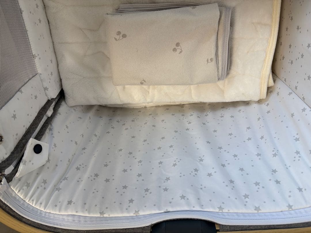 HZDMJ ベビーベッド 折りたたみ　グレー