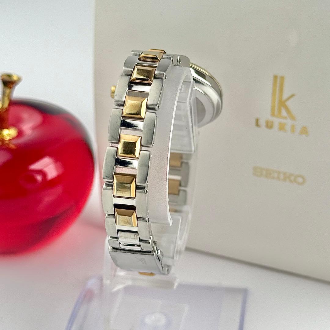 【限定モデル】833 セイコー ルキア 電波ソーラー 10Pダイヤ リミテッド