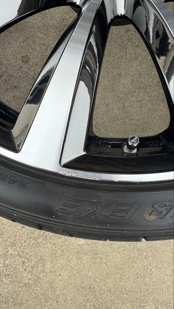 最終値下げ　VENERDI MADELENA 20インチ　アルヴェル