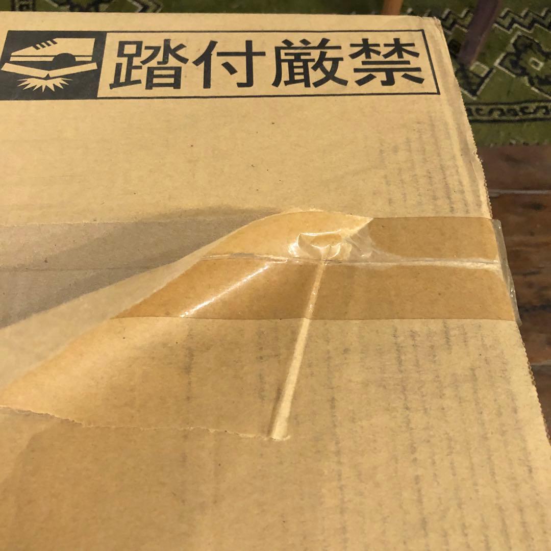 【未使用品】ダイキン セラムヒート 遠赤外線 暖房器具