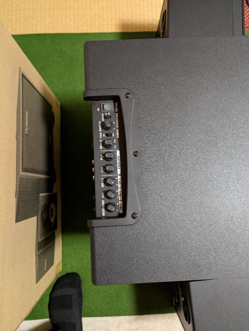 Roland CM-220 2.1スピーカーシステム