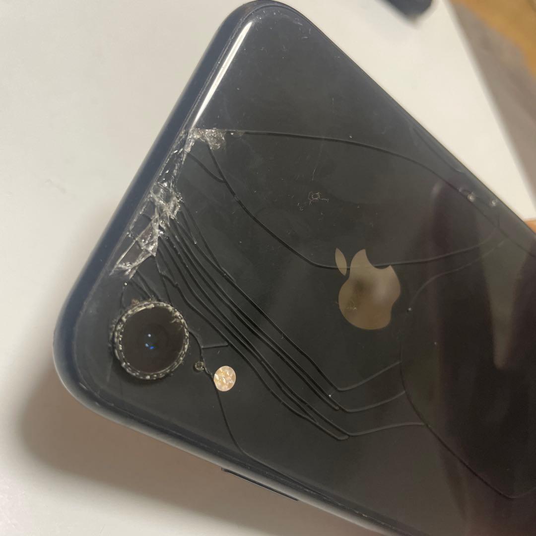 iPhone XR 画面割れ、液晶漏れなど