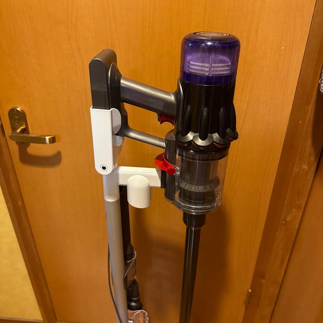 しんdyson‼️デジタルスリムフィラフィ SV18充電スタンド付き