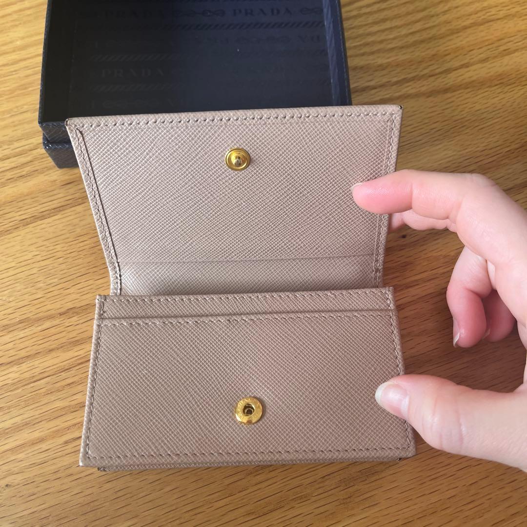 PRADA サフィアーノレザー 名刺入れ ピンクベージュ
