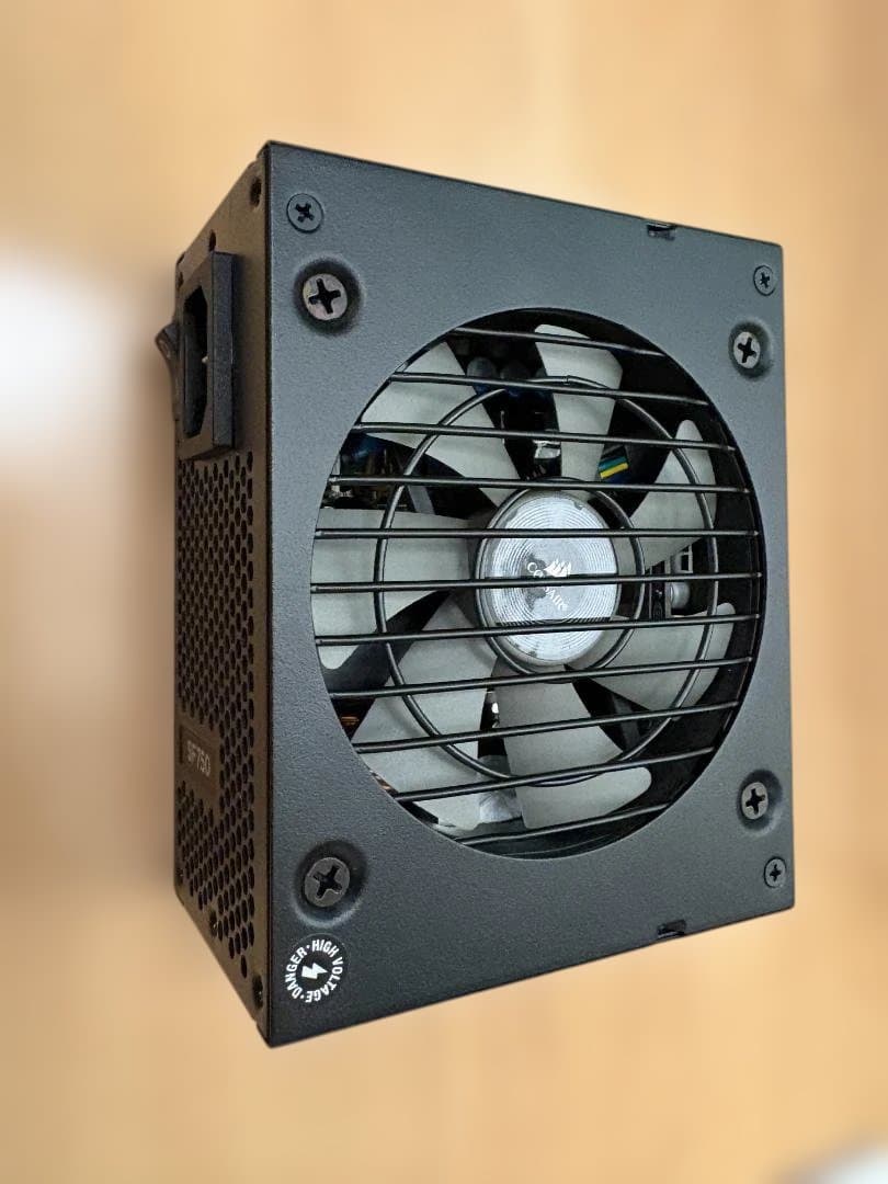 Corsair SF750 750W 電源ユニット