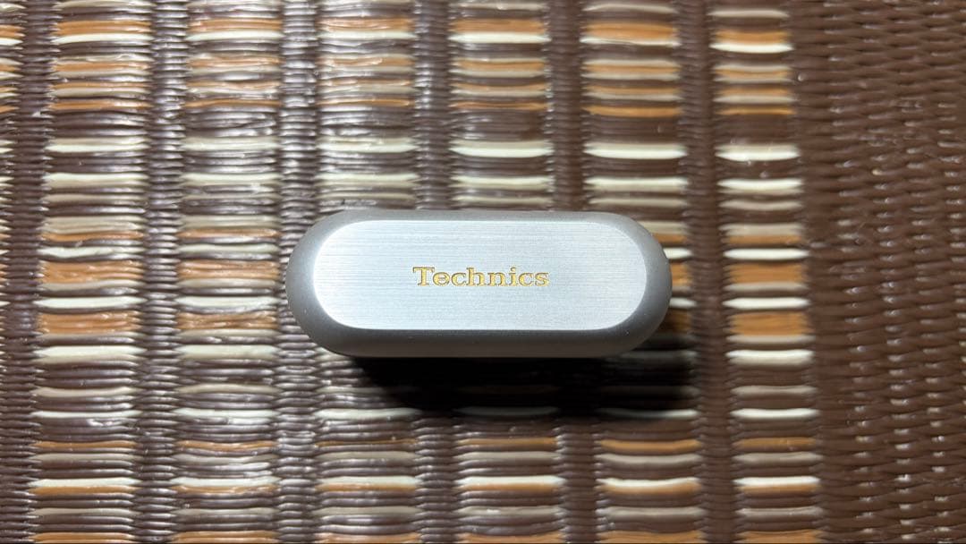 Technics eah-az100 シルバー オリジナルガジェットポーチ付き