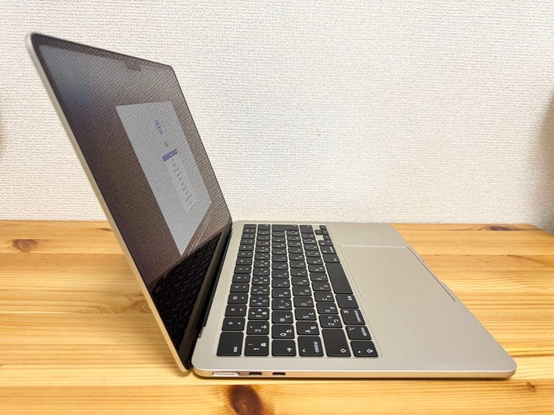 MacBook Air M2 16GB 256GB スターライト