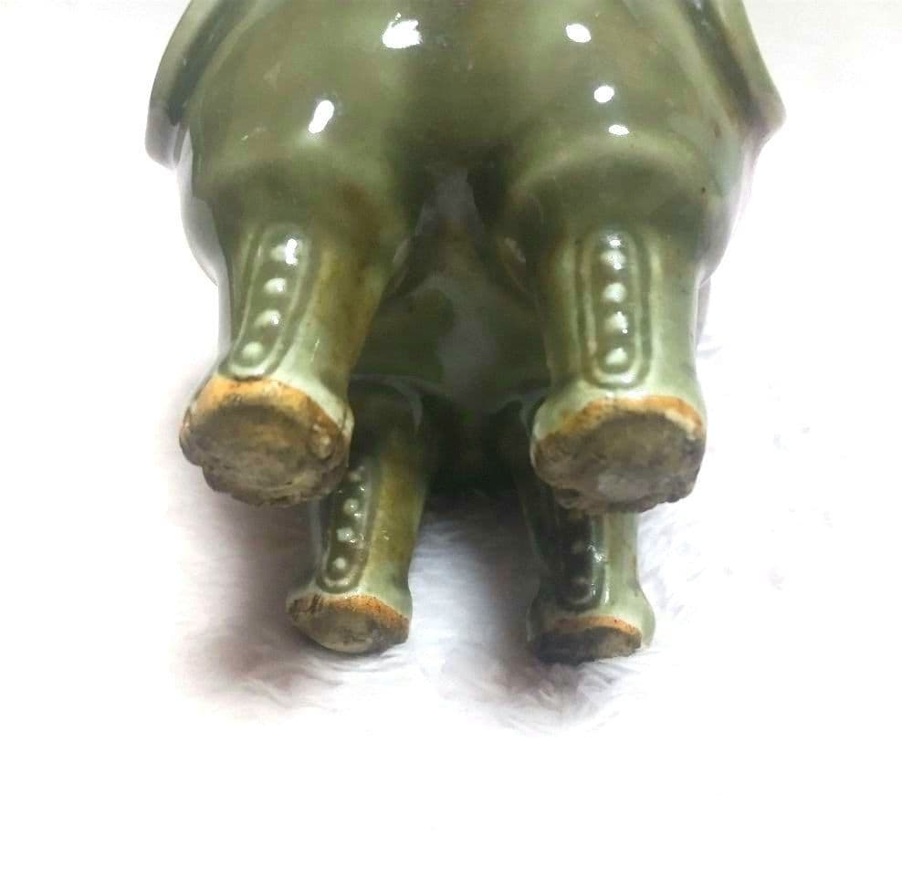 青磁獅子香炉　獅子型　香炉　獅子置物　茶道具　香道具　骨董品　美術品　時代物