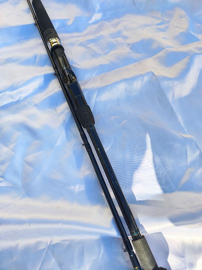 DAIWA ダイワ　夜イカ　Ｘ　６４ ＭＨ ２３５