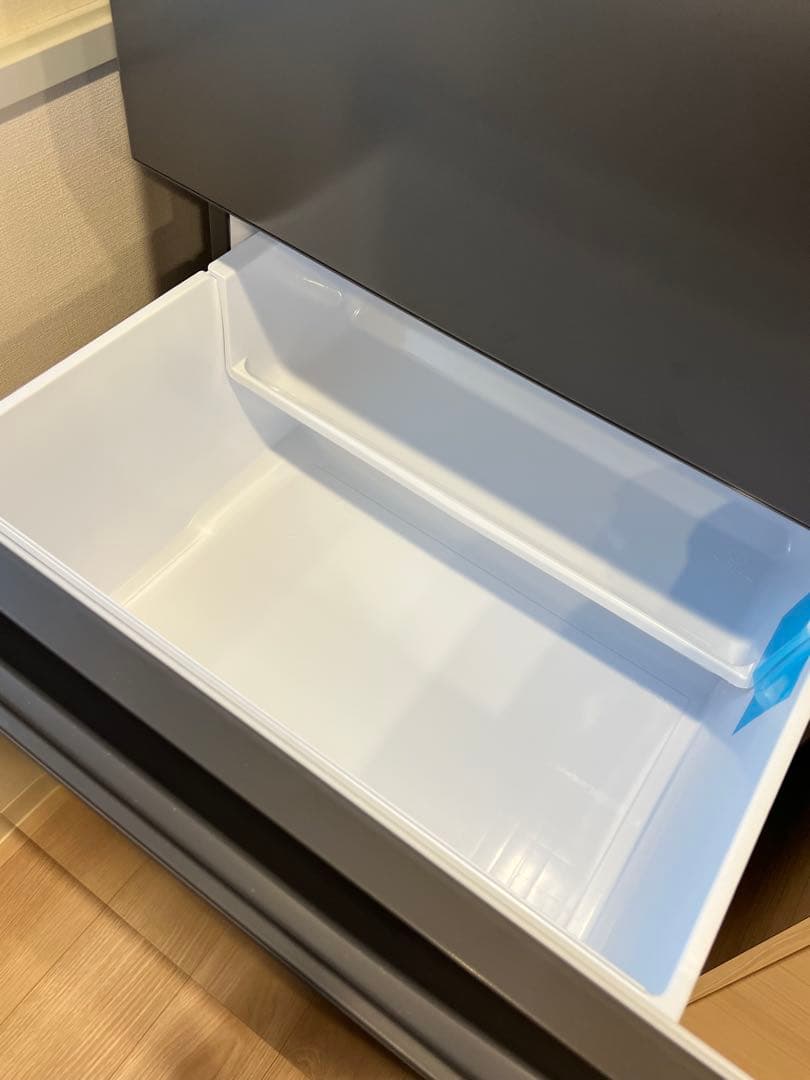 福*膳様 美品 MITSUBISHI 冷凍冷蔵庫 2024年製 MR-CX37K