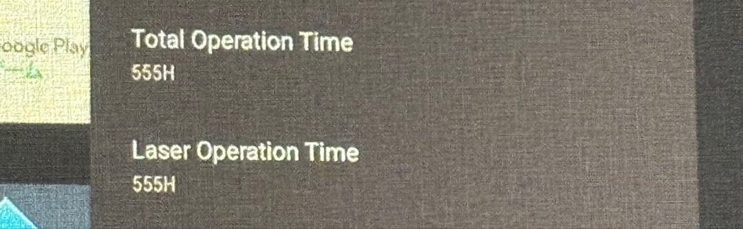 エプソン EF-12プロジェクター ヤマハスピーカー搭載 使用時間555h