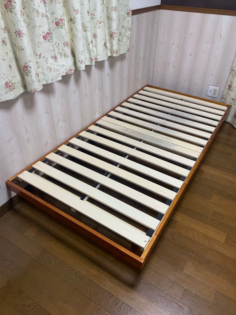 アイリスオーヤマ　シングルマットレス&フレームセット