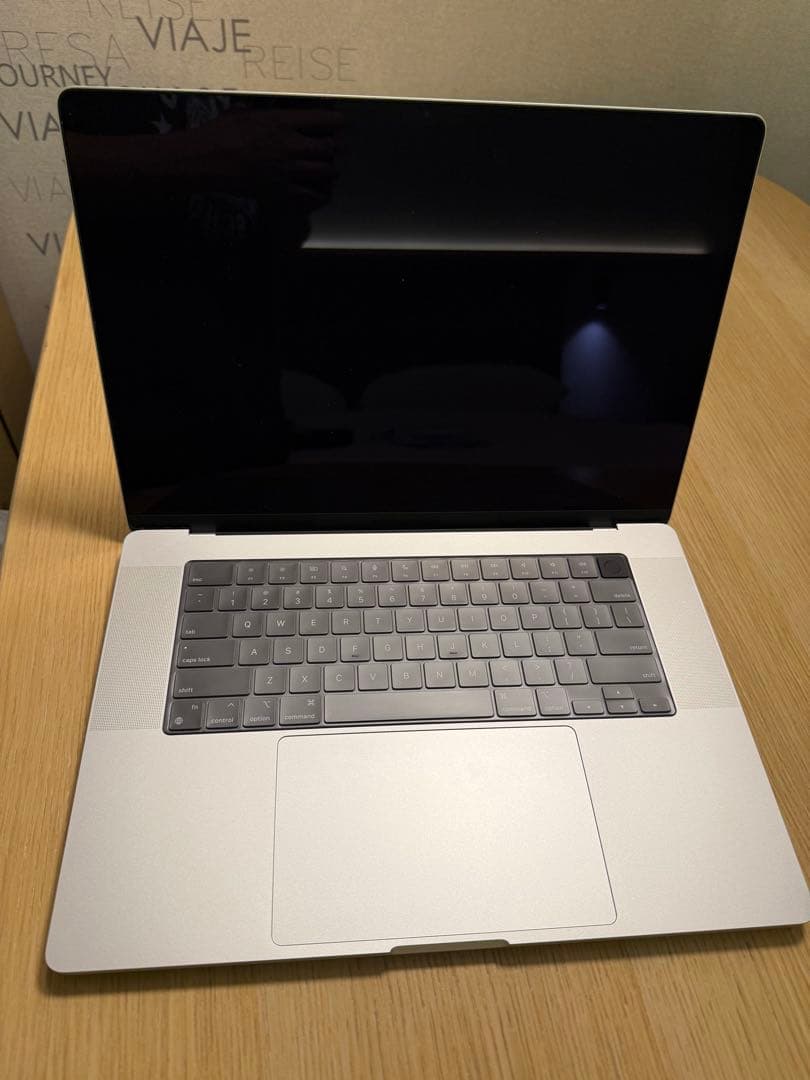 Macbook Pro 16インチ M3 Max シルバー 4TB 128GB
