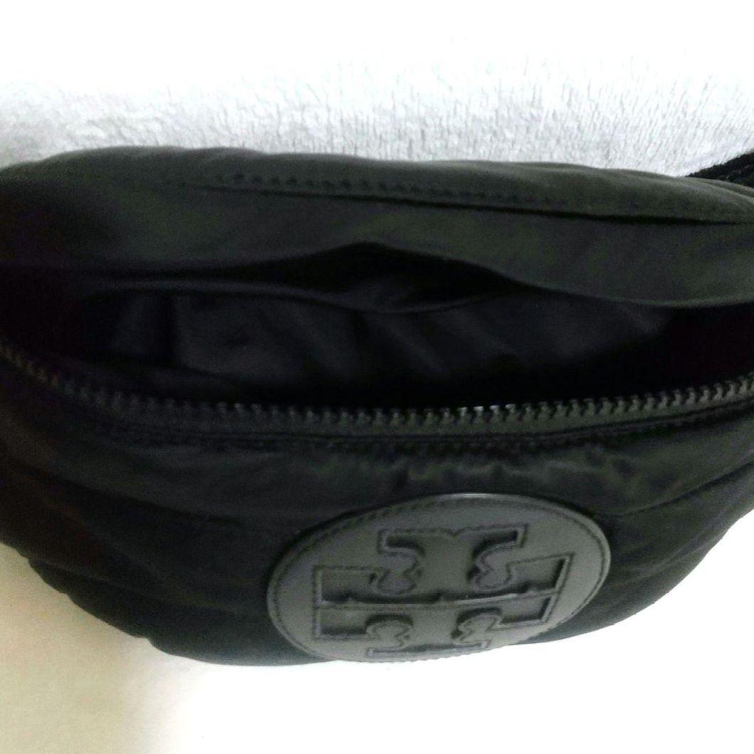 ✨美品★トリーバーチ★ ボディバッグ エラ 軽量 キルティング ブラック ロゴ