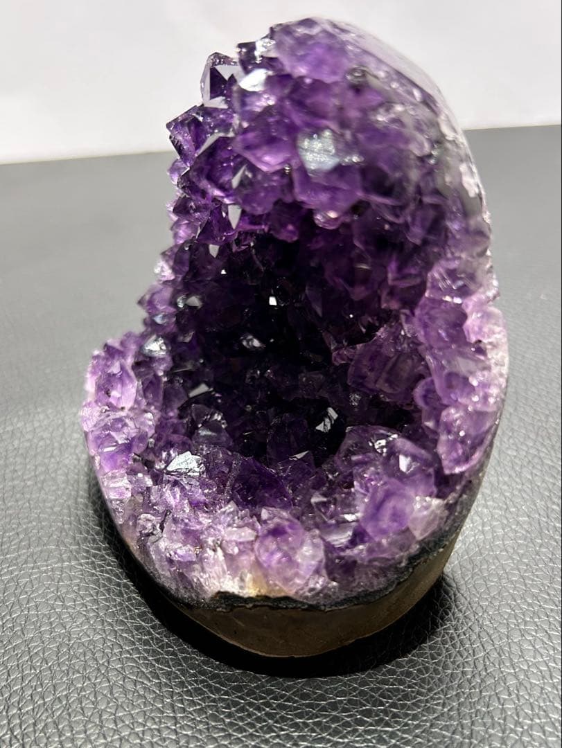 ウルグアイ産 アメジストクラスター 高品質AAA 浄化 天然石 縦横自立可能