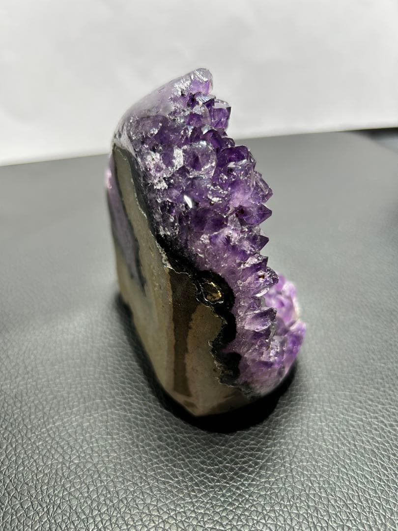 ウルグアイ産 アメジストクラスター 高品質AAA 浄化 天然石 縦横自立可能