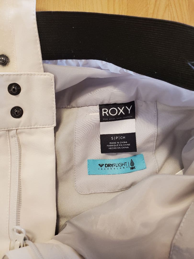 ROXY スノーボードウェア　レディース　 上下セット ブラック/ホワイト