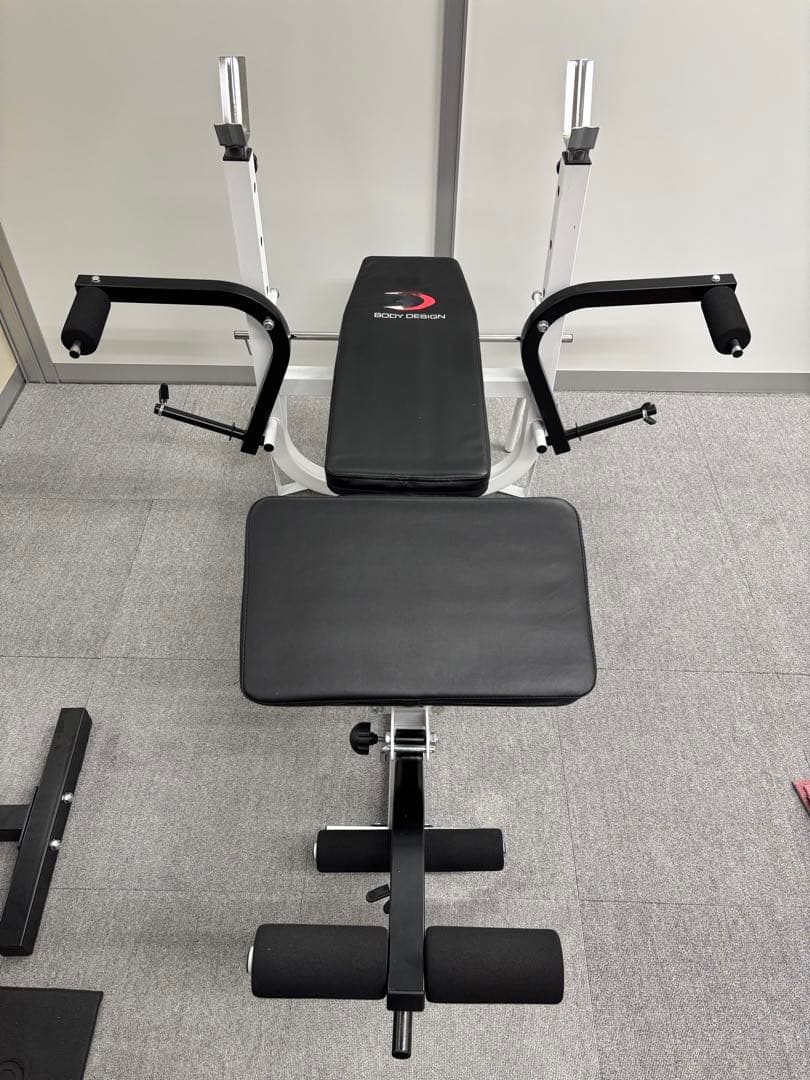 トレーニングマシン　ボディデザイン