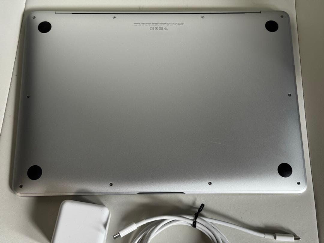 Apple MacBook Air (M1, 2020) 本体 JIS