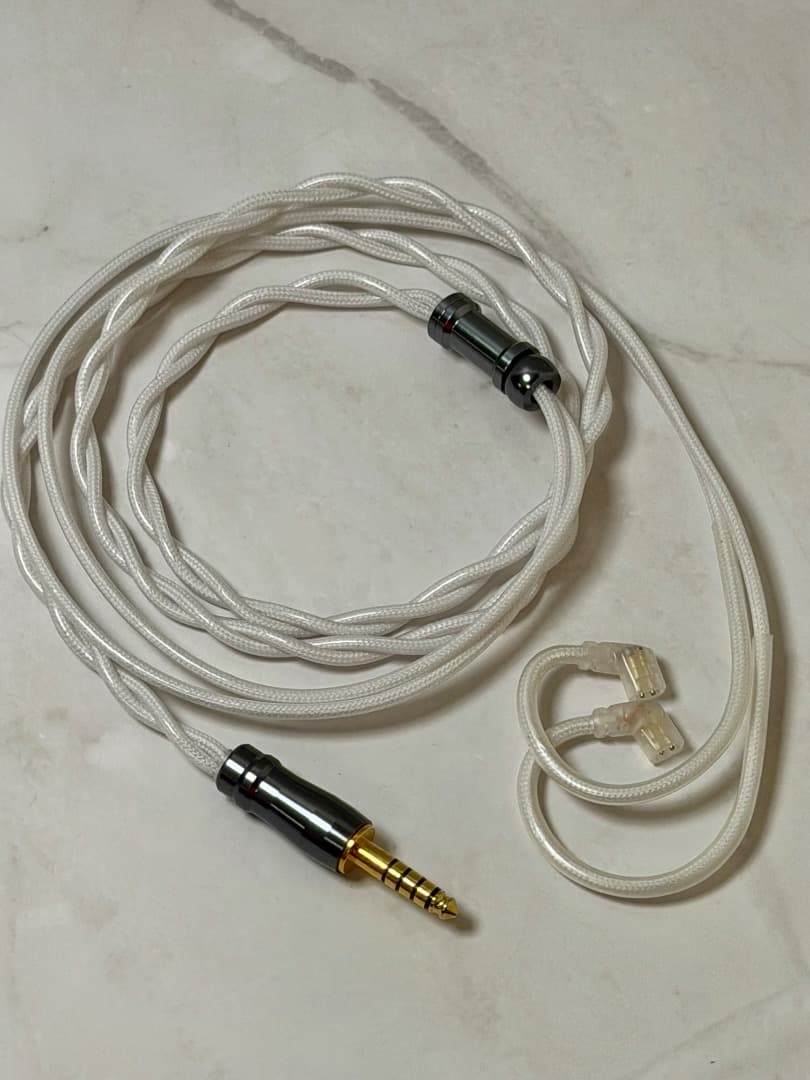 【美品】qdc Uranus 4.4mmバランスケーブル付属