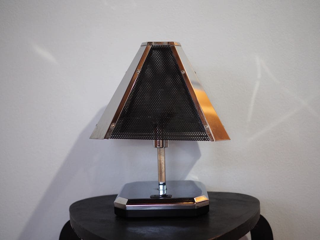 インダストリアル　テーブルランプ