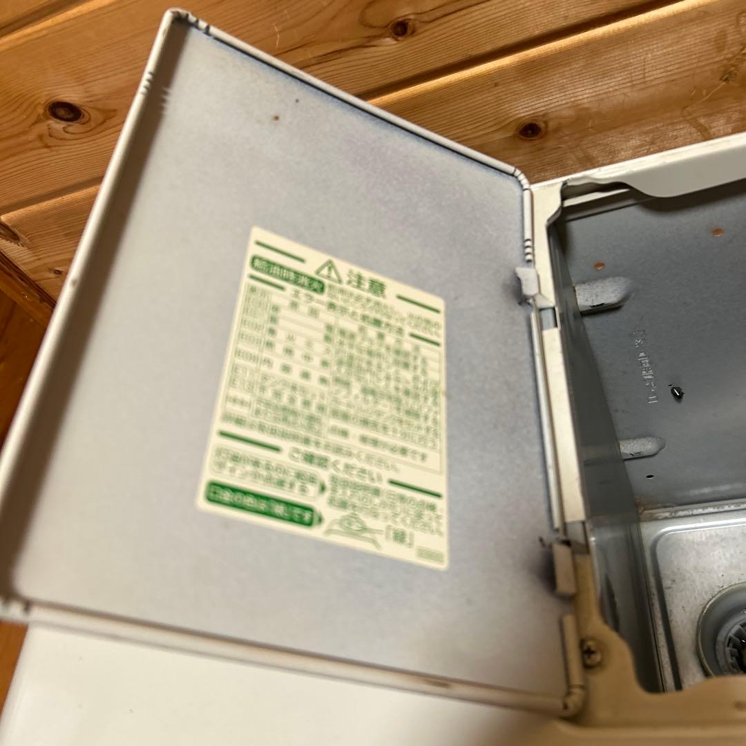 ダイニチ　DAINICHI 石油ファンヒーター FW-5614L