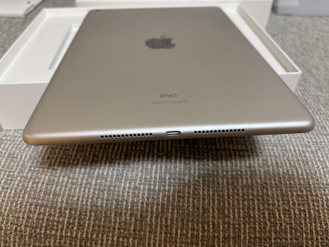 美品　iPad 第9世代　wifiモデル　64GB シルバー　その2