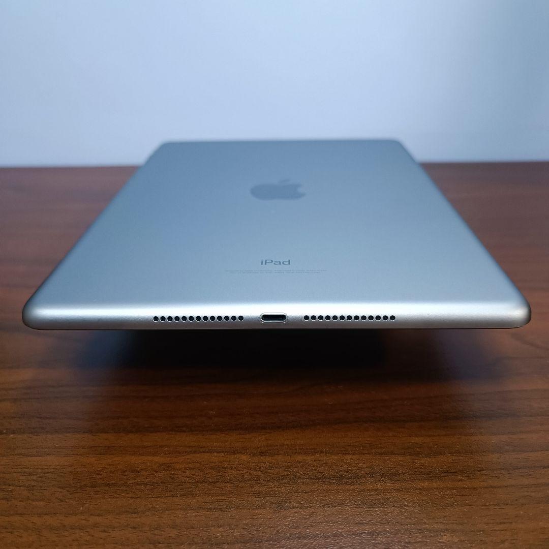 (美品) iPad 9.7 第6世代 WiFi 32GB キーボード付き