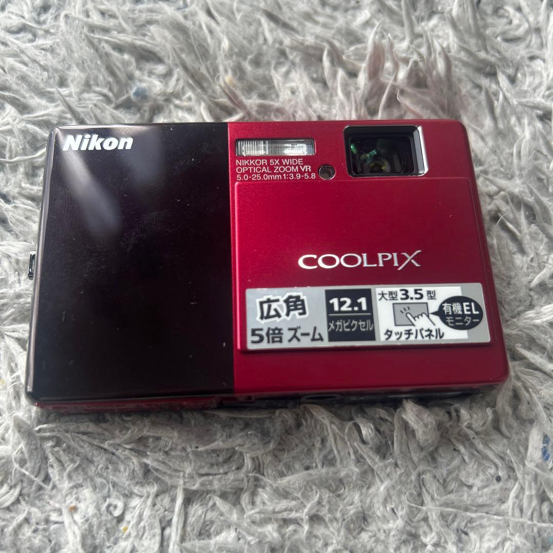 Nikon COOLPIX 12.1メガピクセル コンパクトデジタルカメラ