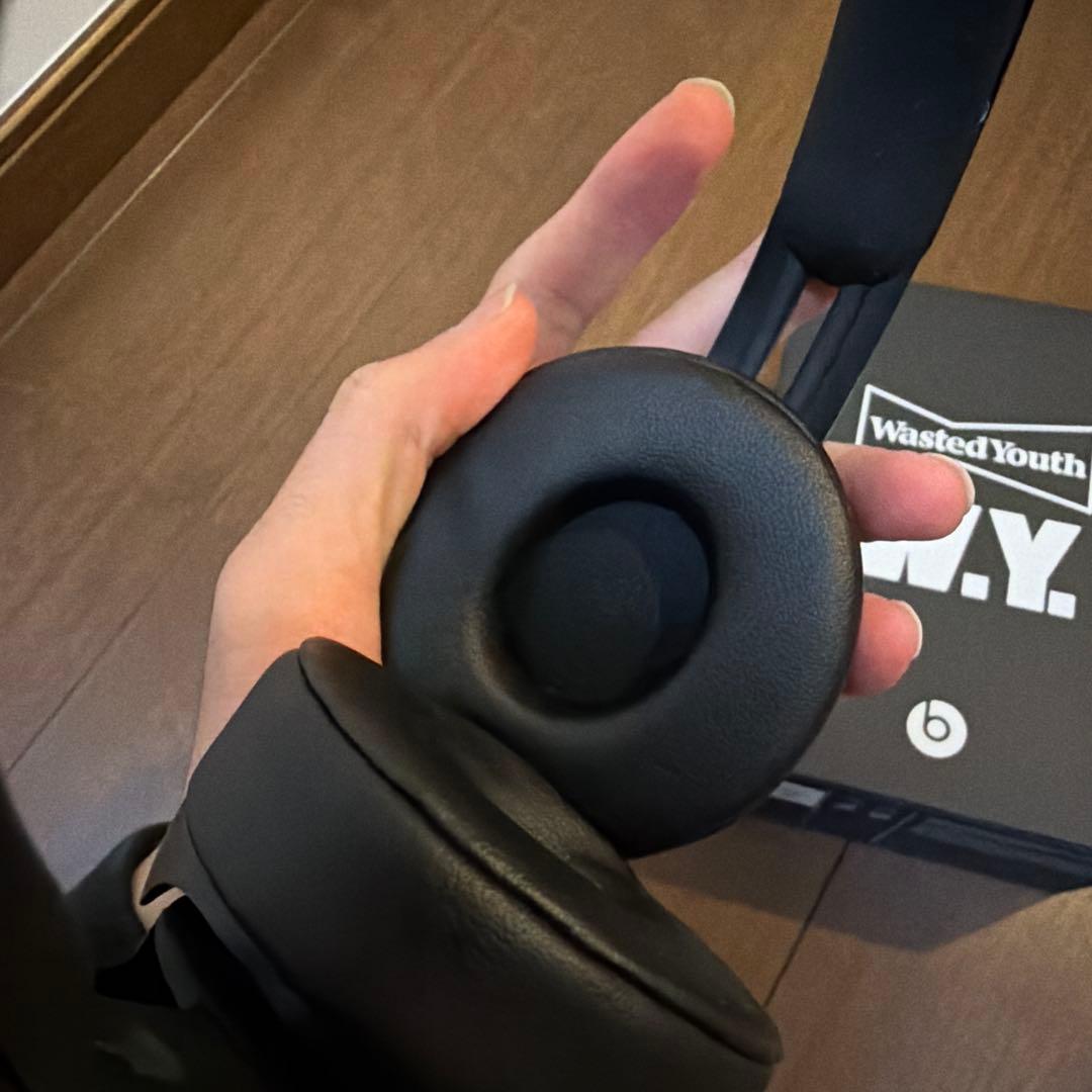 Beats Solo Pro Wasted Youth ブラック