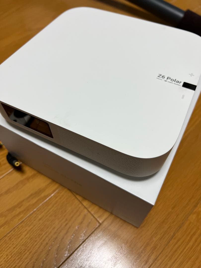 Z6 Polar Meets popIn Aladdinプロジェクター本体