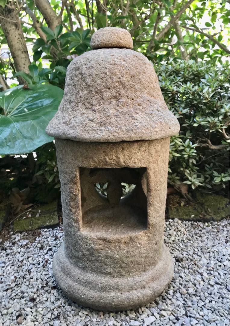【天然自然石灯篭・置灯篭・オブジェ・庭石・ガーデニング・造園】箱庭水石飾り石