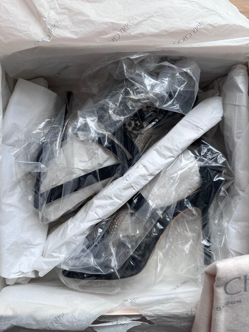 JIMMY CHOO ジミーチュウ サンダル35.5 【結婚式.フォーマル】
