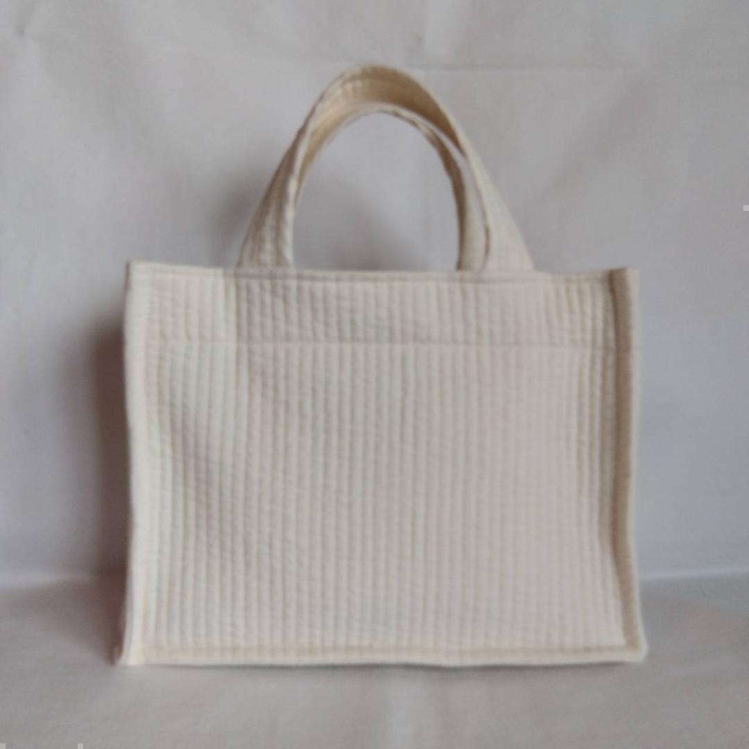 A4が入る！☆スクエアバッグM☆ ブラック ヌビバッグ