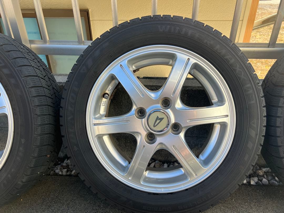 送料込！スタッドレスタイヤ155/65R14 アルミ付き4本、2020年製です！