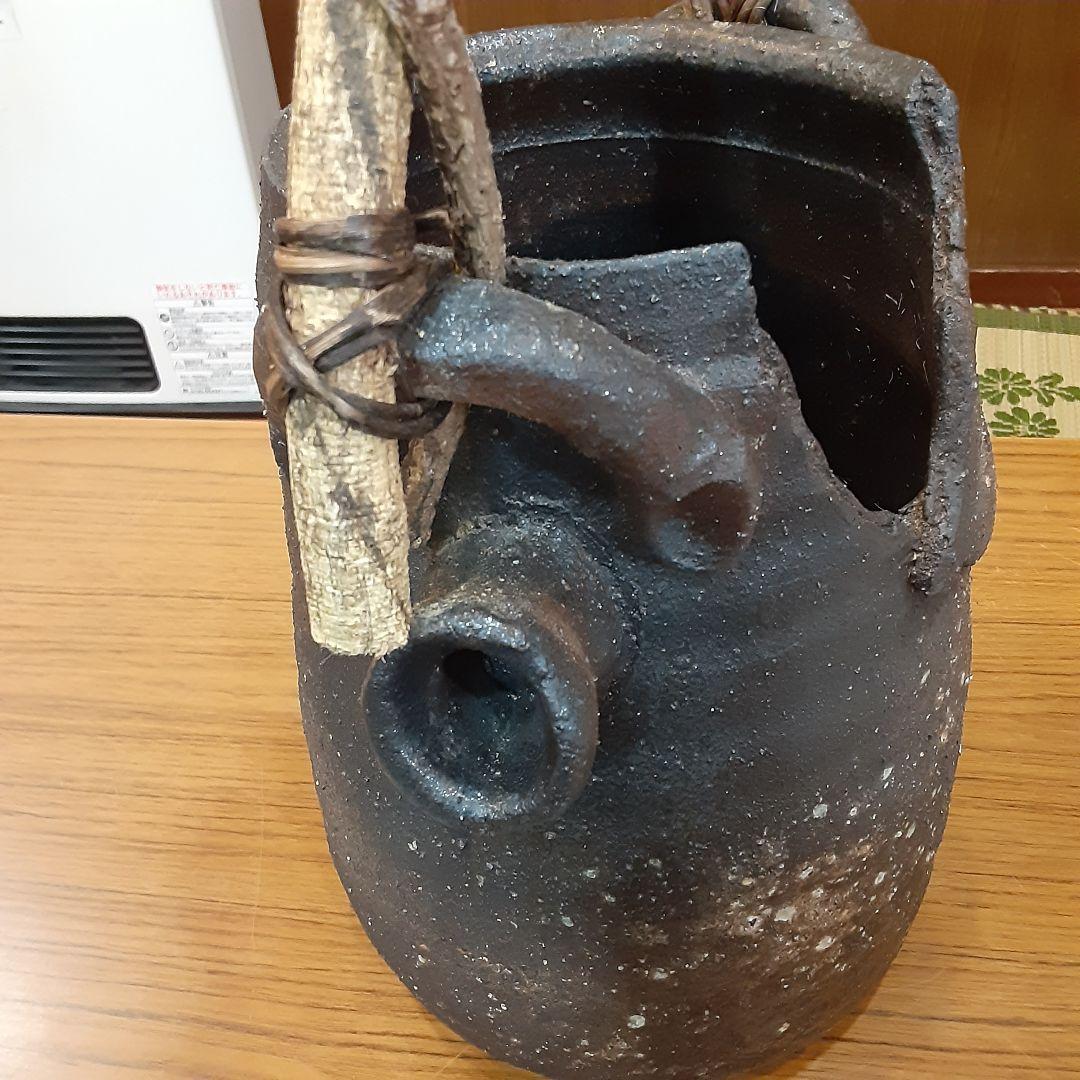 信楽焼壺型つる付き傘立て