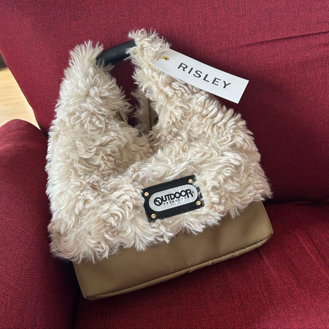 新品:RISLEYリズレー♡トライアングルファーバッグ♡アウトドアコラボバッグ⭐︎