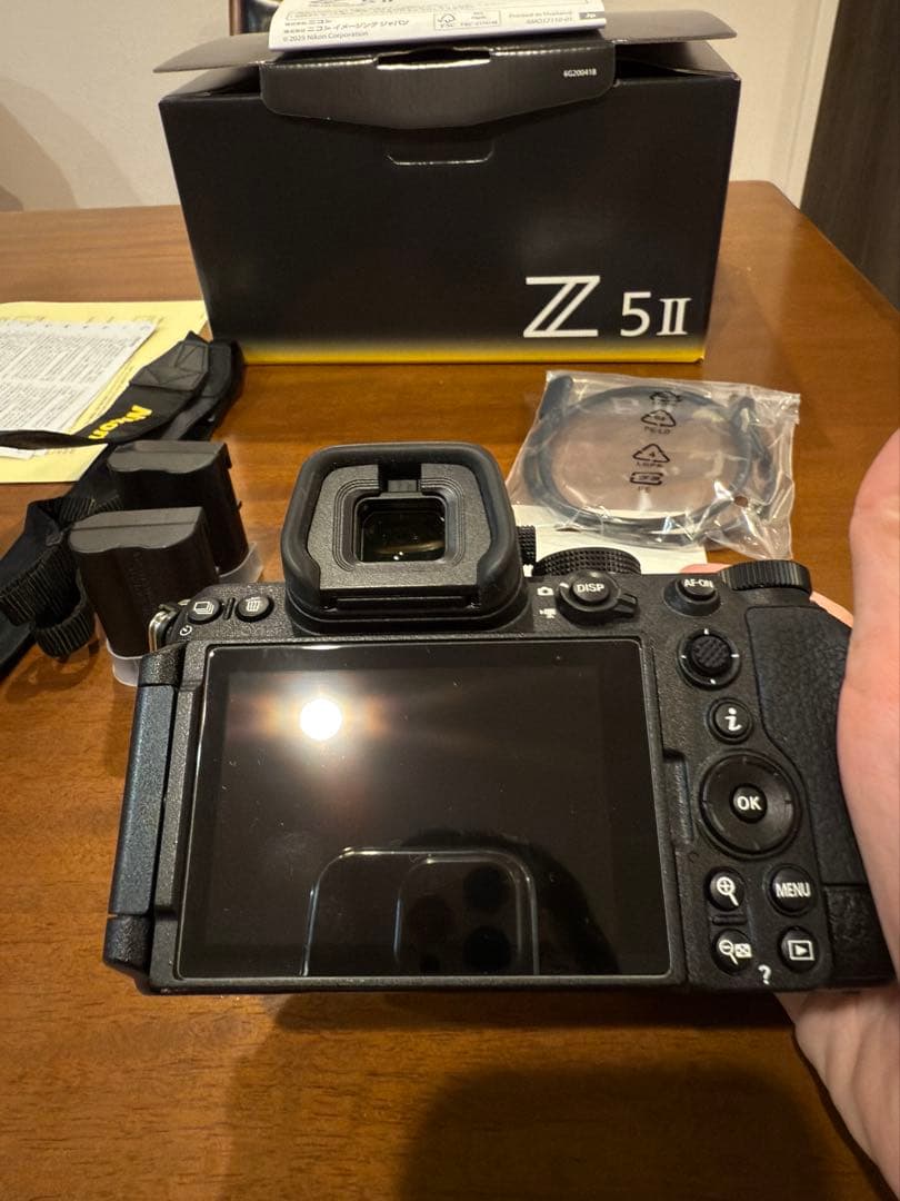 NIKON z5ii 美品 ボディーおまけ付き シャッター回数2099回