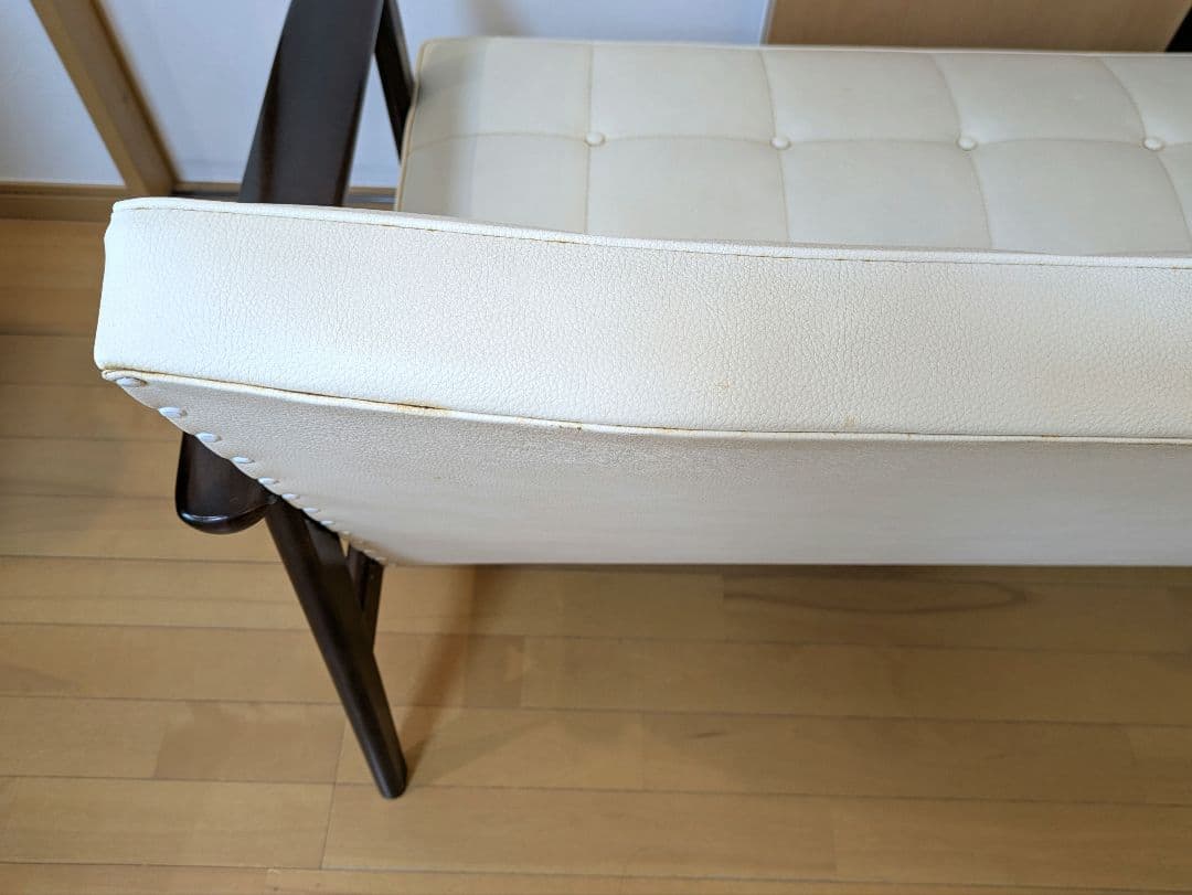 【KP】カリモク60 Kチェア 2シーター アイボリー