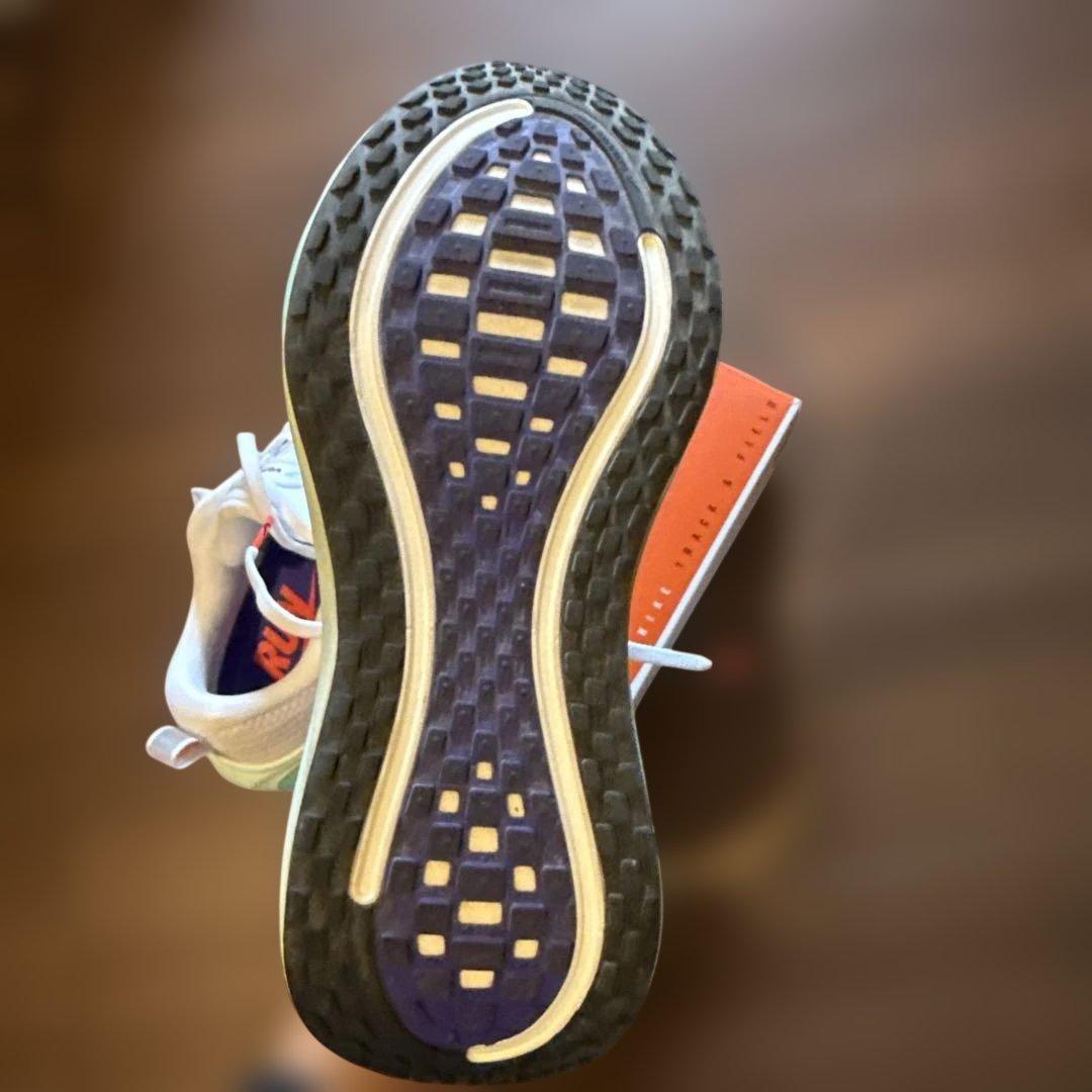 Nike ZoomX ボメロプラス　26cm