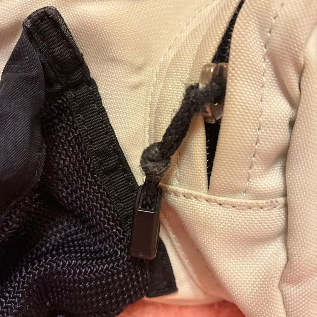 CHANEL ボディバッグ ホワイト