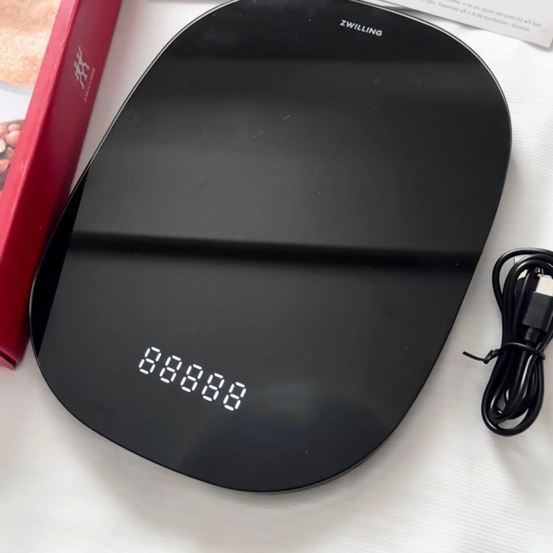 日本未発売＊ Zwilling デジタル キッチンスケール　充電式 最大10kg