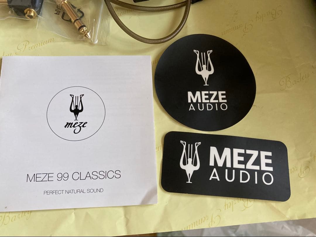 ヘッドホン MEZE Audio 99Classics