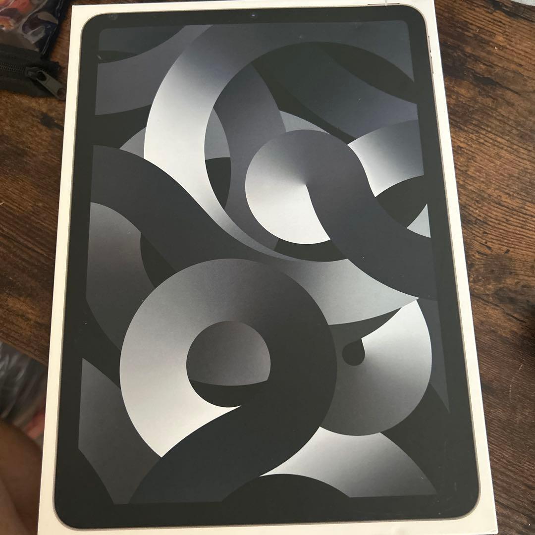 iPad Air第5世代　256GB Wi-Fi+cellularモデル