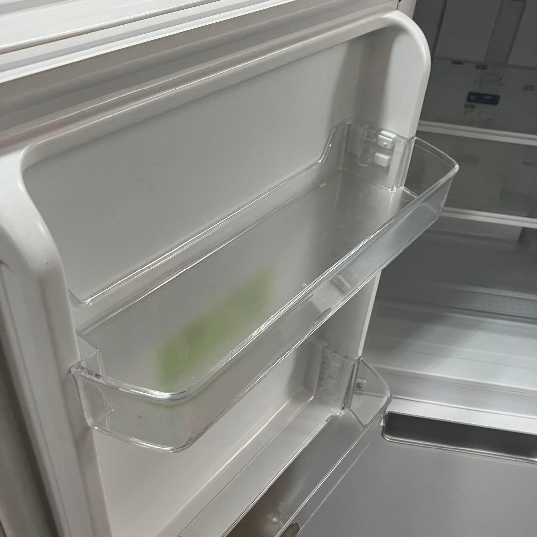 244 SHARP 最新モデル2021年製　ガラスパネル　2ドア冷蔵庫　152L