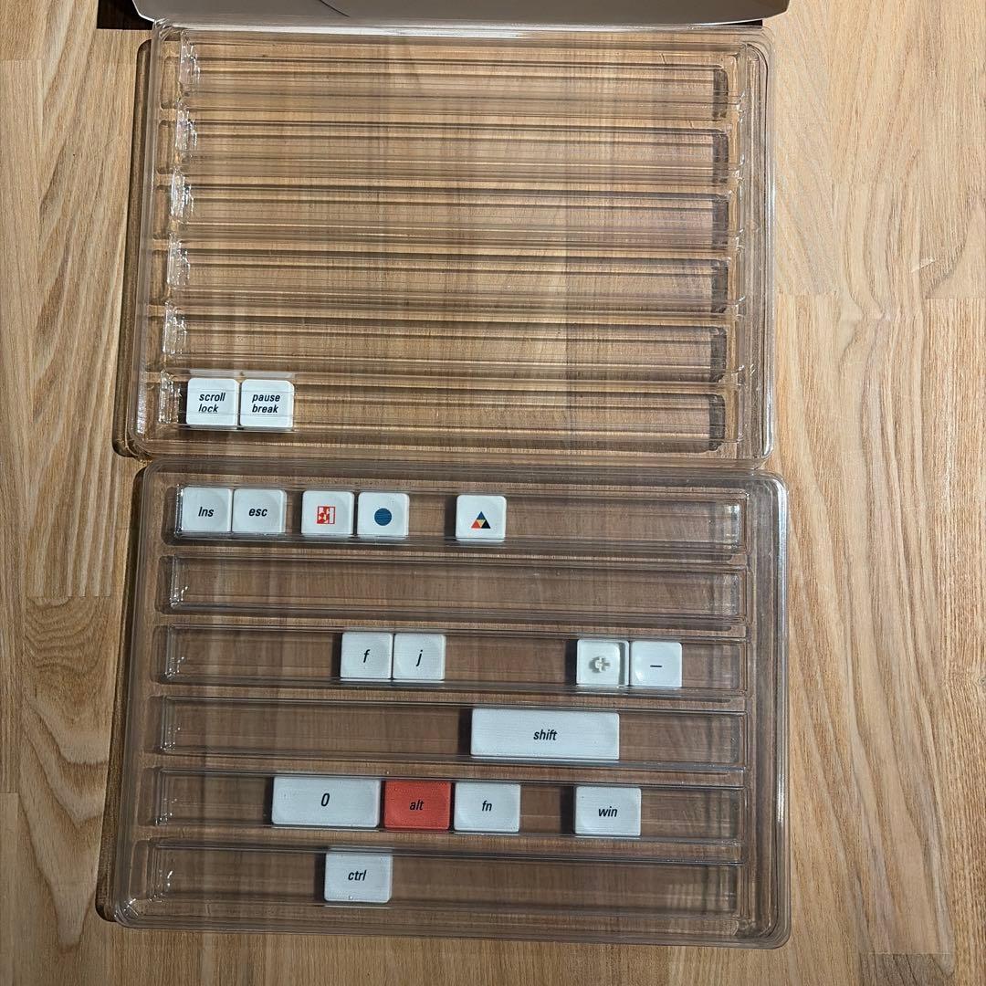 NuPhy AIR96 リストレスト キーキャップ付き