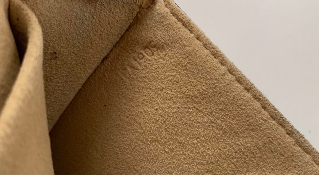 LOUIS VUITTON ルイヴィトン モノグラム ポシェットツインGM