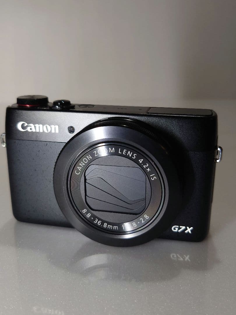 Canon PowerShot G7X 本体と付属品
