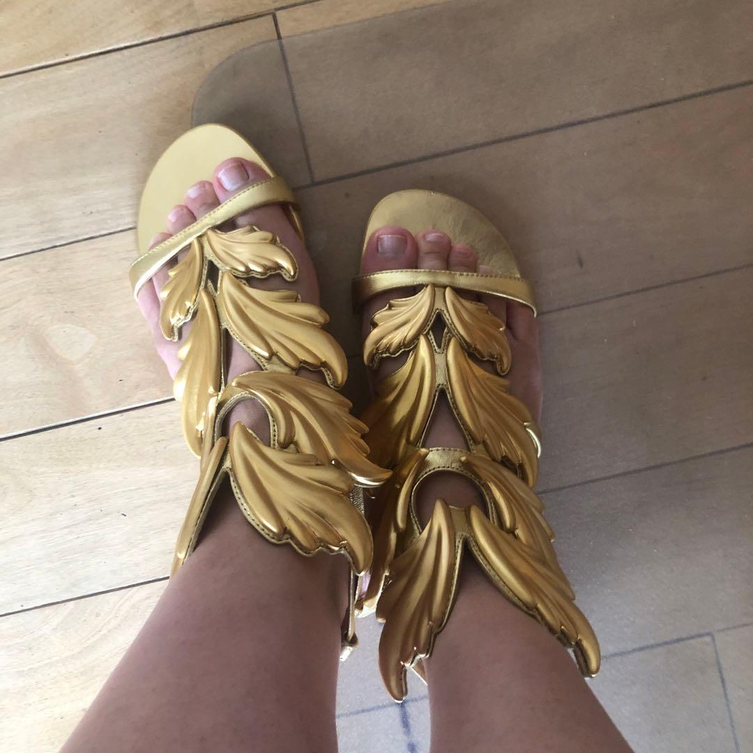 Giuseppe Zanotti ゴールドサンダル36定価205000