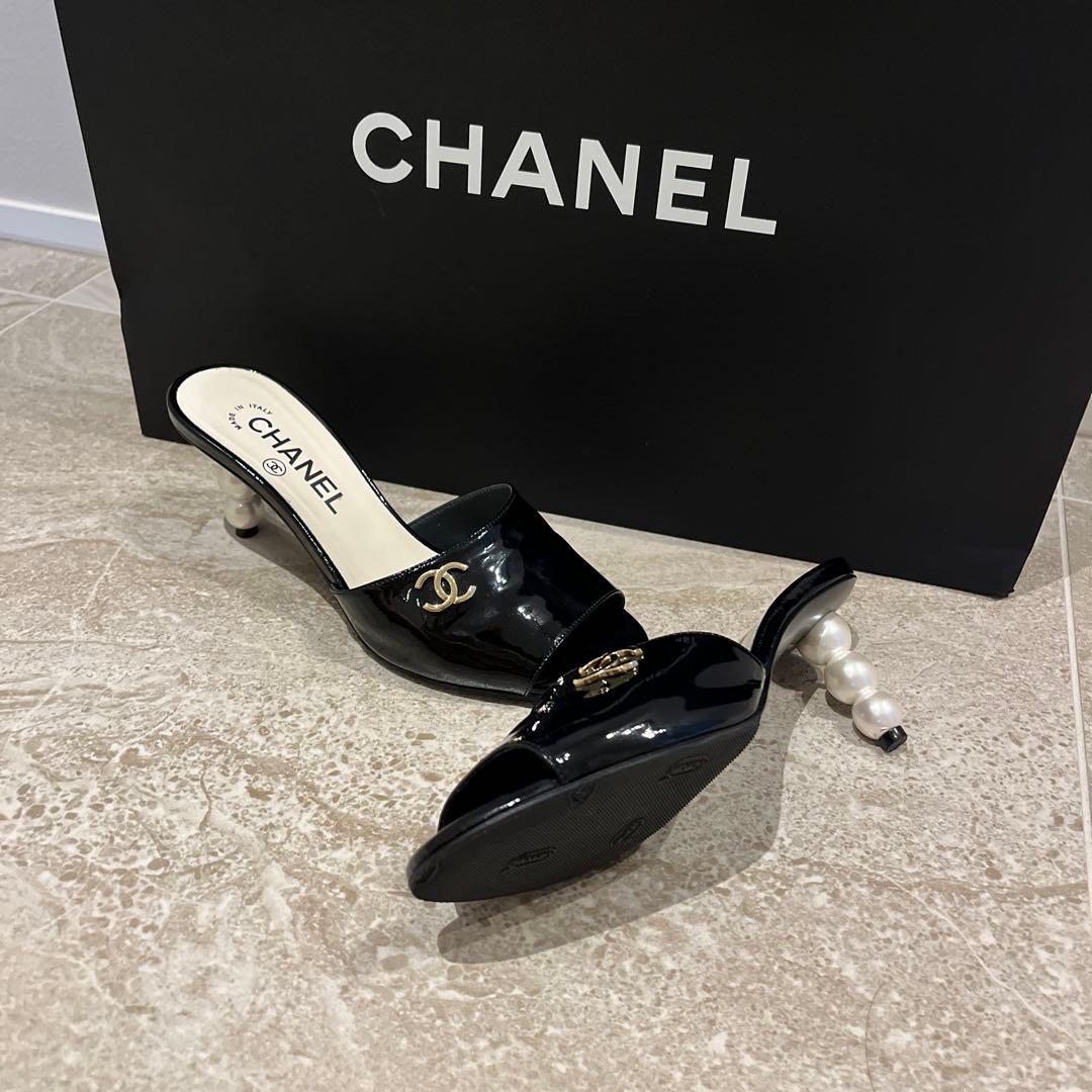 sahara！ CHANEL ブラック パールヒール ミュール